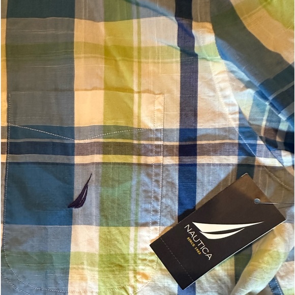NWT Nautica Causal Button Down - Picture 2 of 4